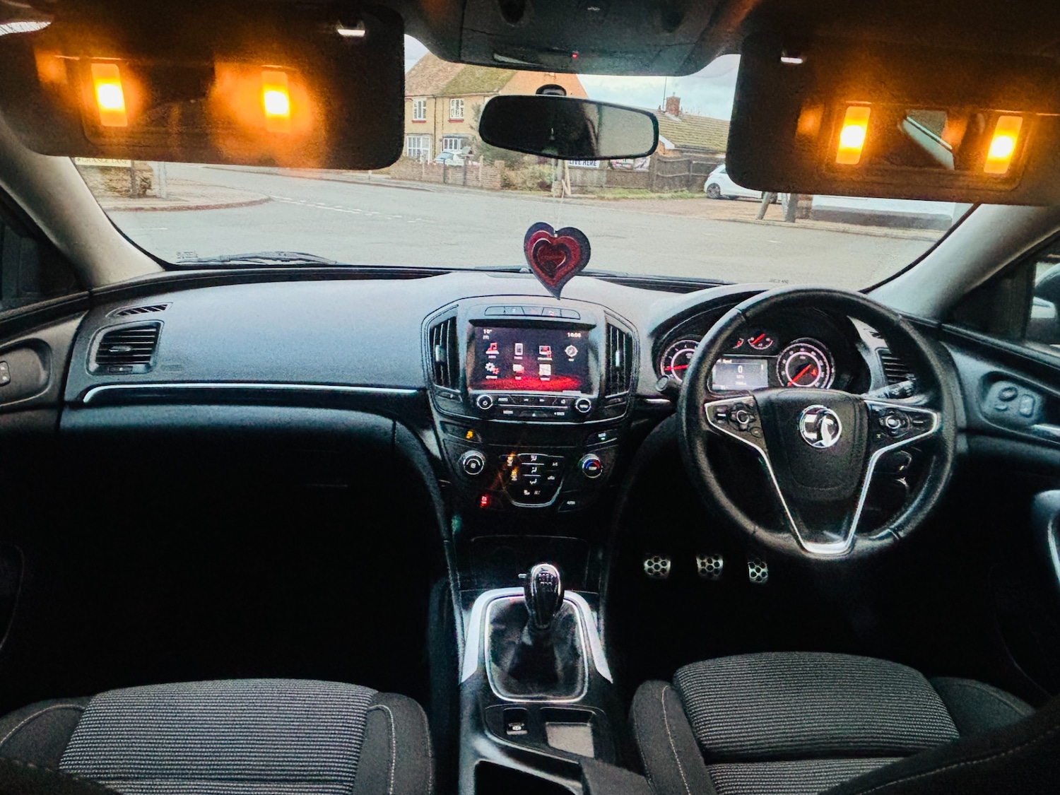 Used Vauxhall Insignia 2015 for sale - 77271404: Photo 9