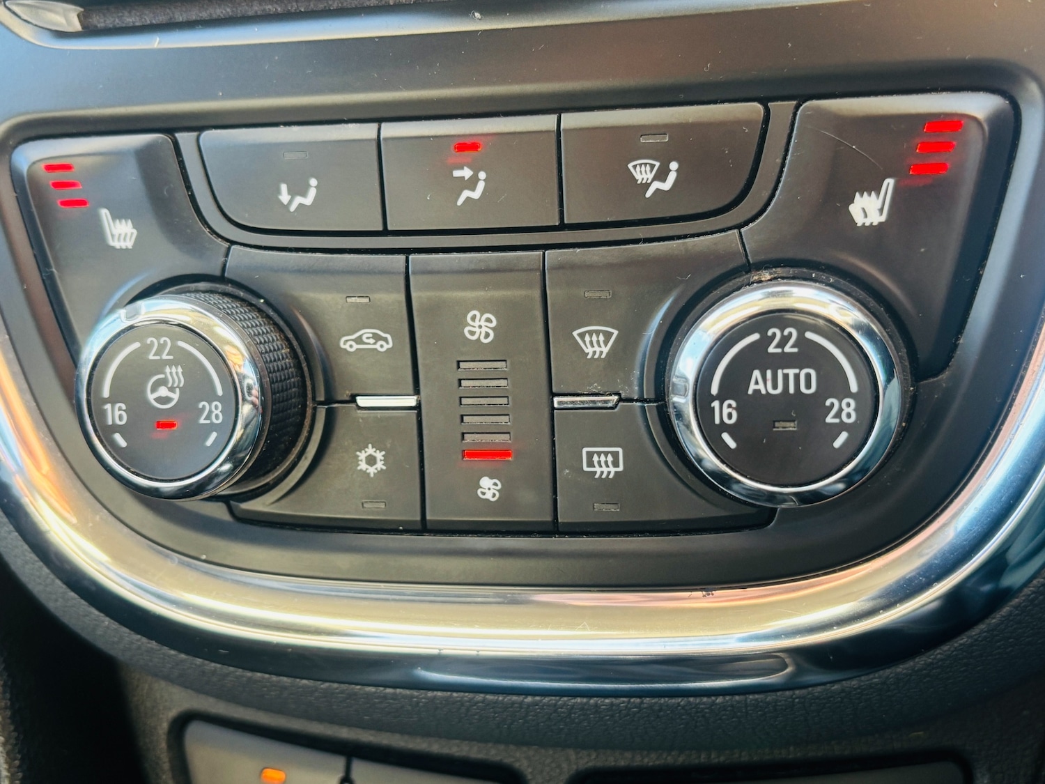 Used Vauxhall Mokka 2013 for sale - 76374813: Photo 19