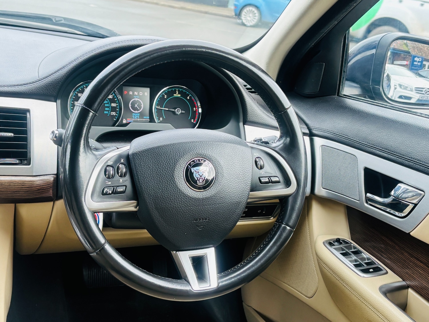 Used Jaguar XF 2014 for sale - 77168618: Photo 13