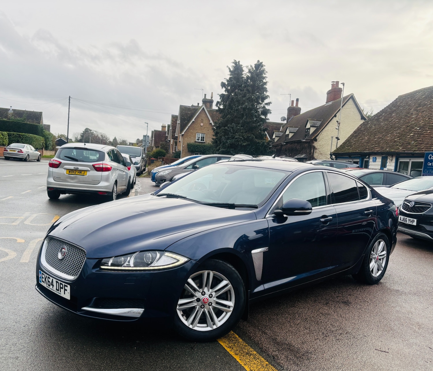 Used Jaguar XF 2014 for sale - 77168618: Photo 3