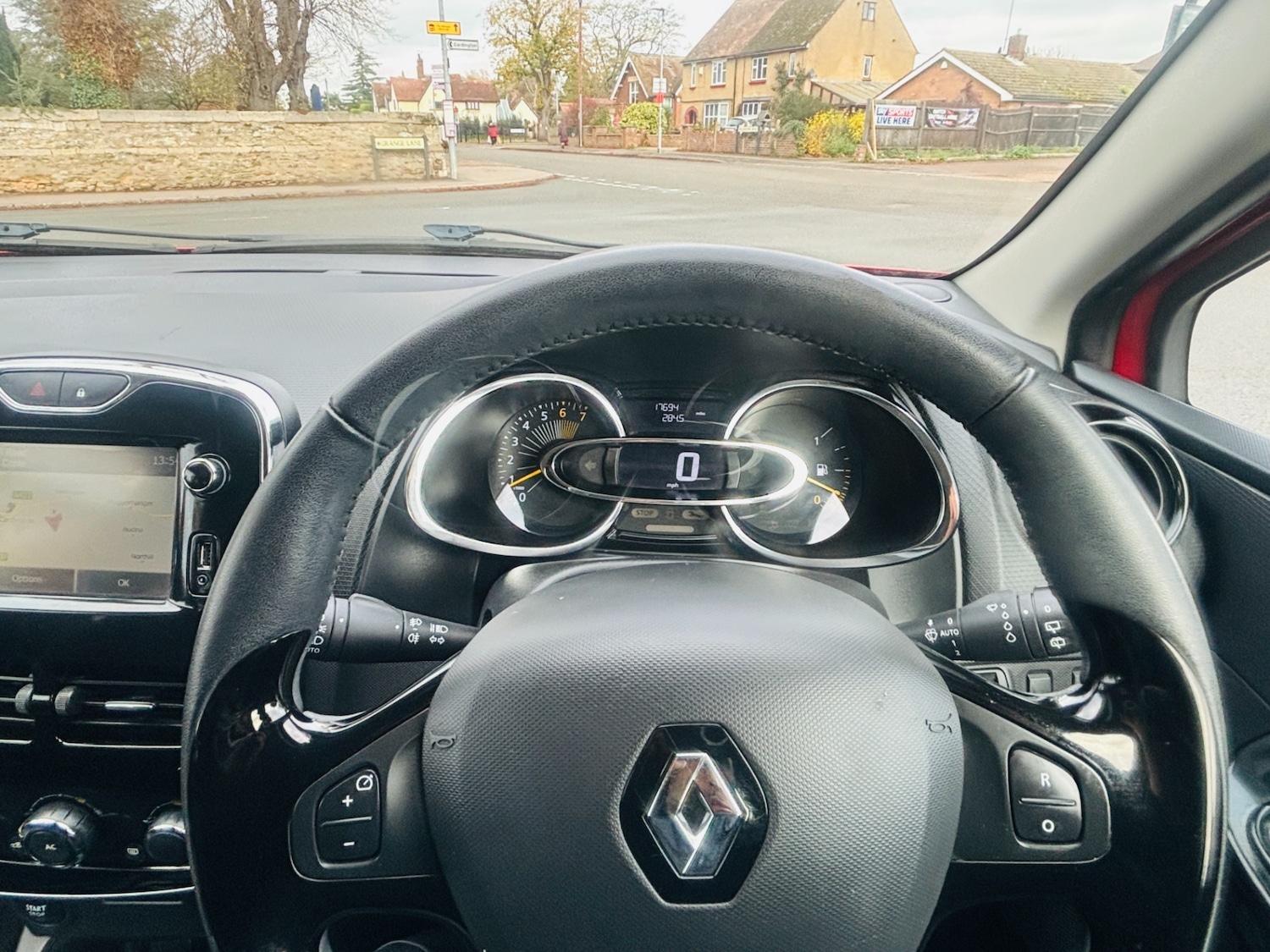 Used Renault Clio 2013 for sale - 76577369: Photo 10