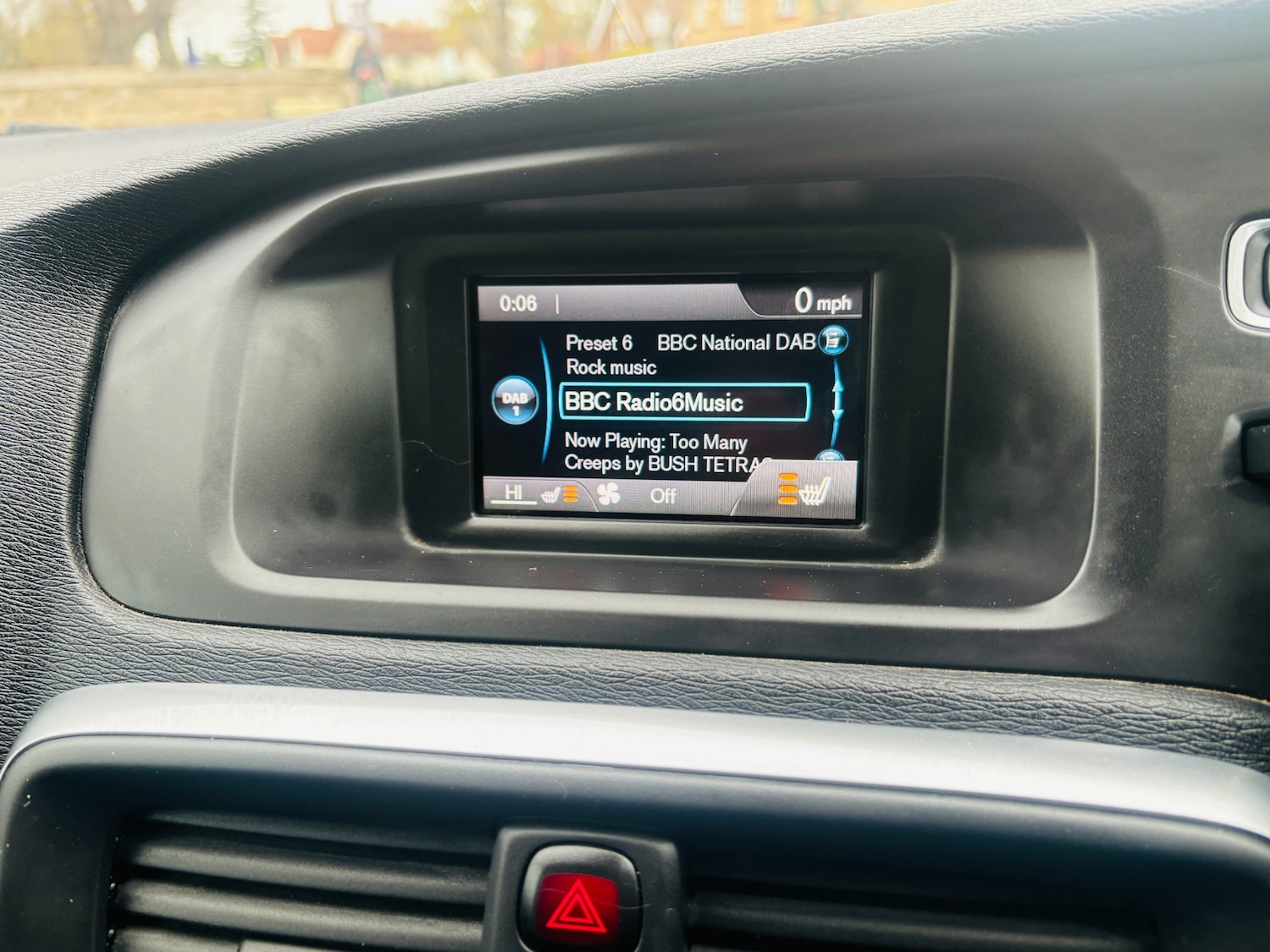 Used Volvo V40 2015 for sale - 76651124: Photo 18