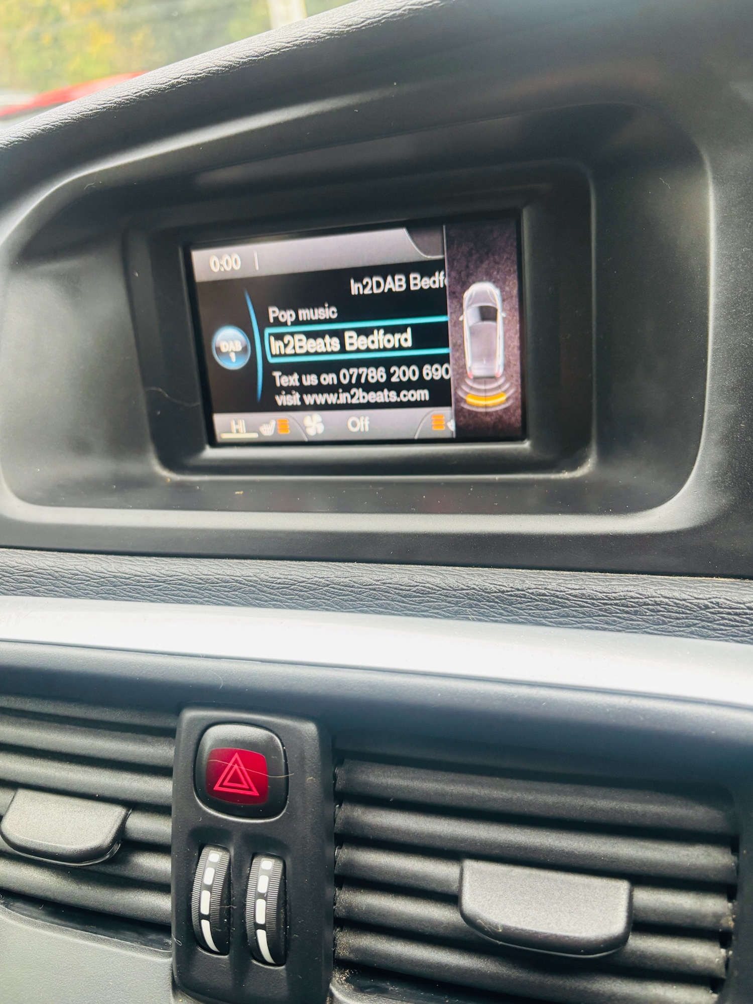 Used Volvo V40 2015 for sale - 76651124: Photo 20