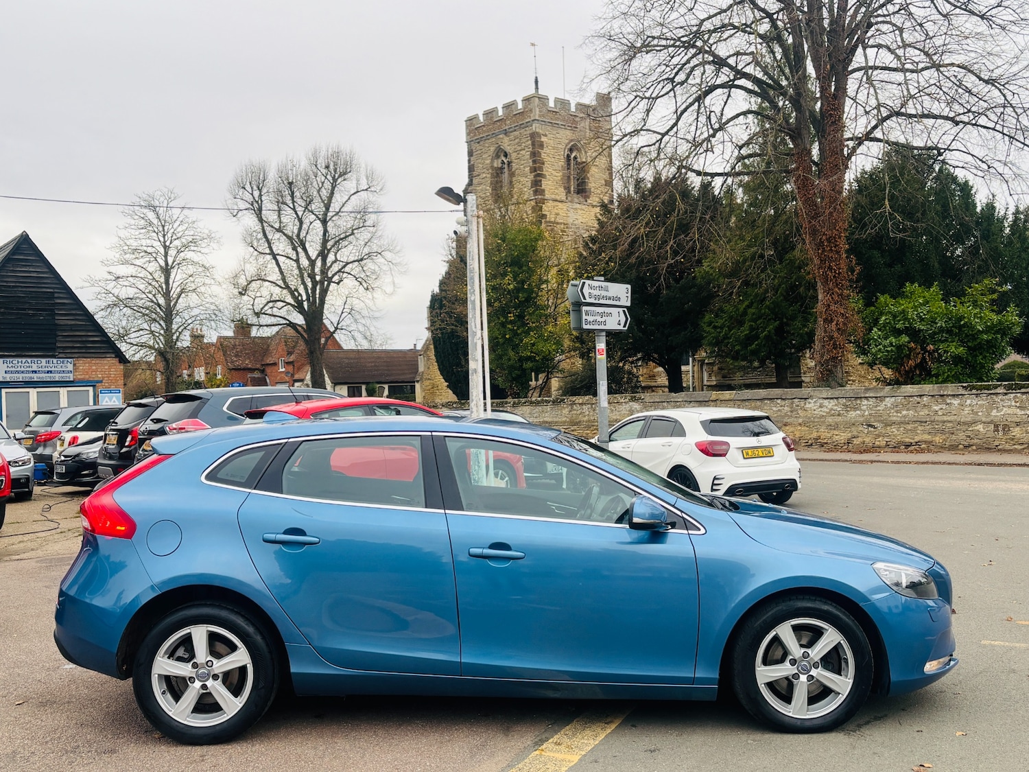 Used Volvo V40 2015 for sale - 76651124: Photo 7