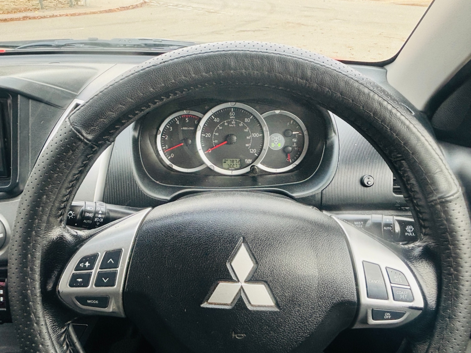 Used Mitsubishi L200 2015 for sale - 76651094: Photo 17