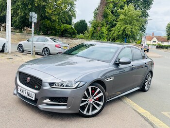 Used Jaguar XE 2017 for sale - 78828109: Photo
