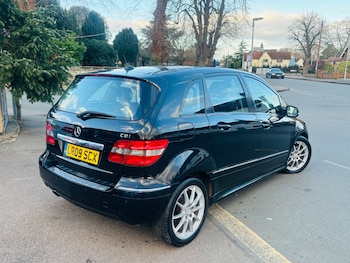 Used Mercedes-Benz B Class 2009 for sale - 77047897: Photo