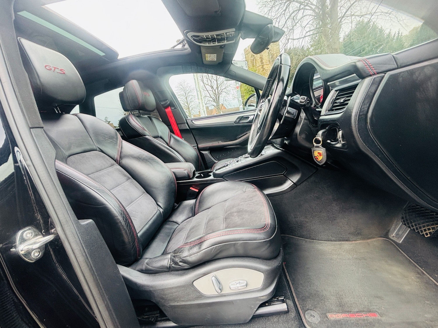 Used Porsche Macan 2016 for sale - 77998477: Photo 17