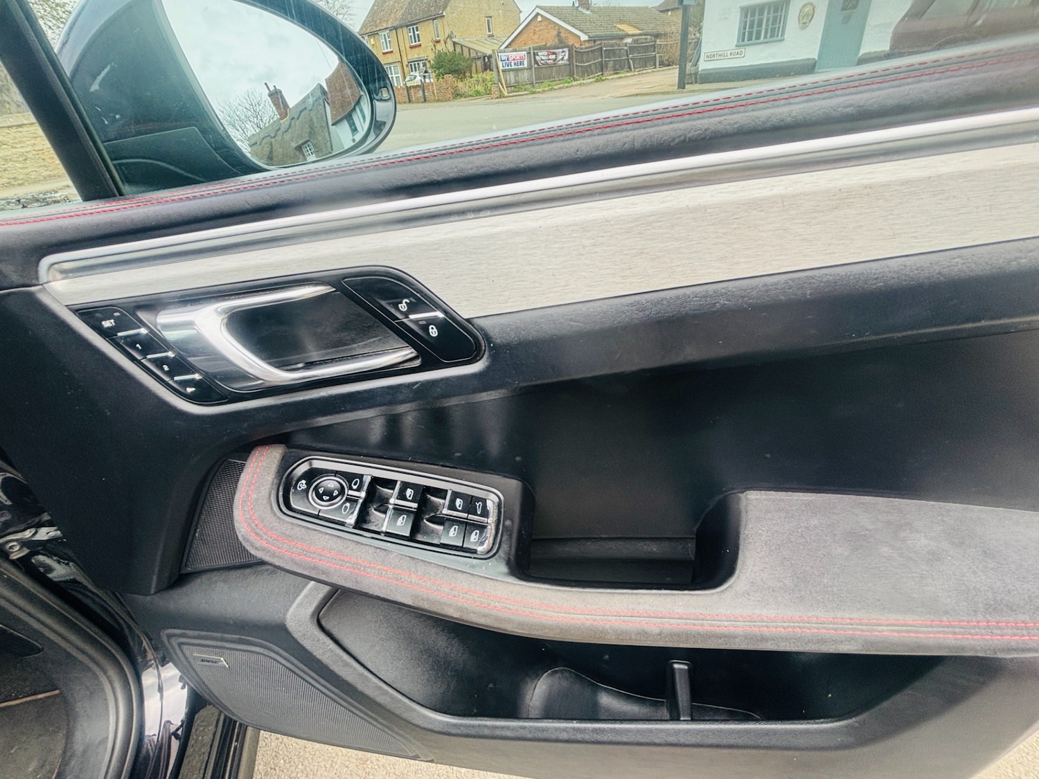 Used Porsche Macan 2016 for sale - 77998477: Photo 18