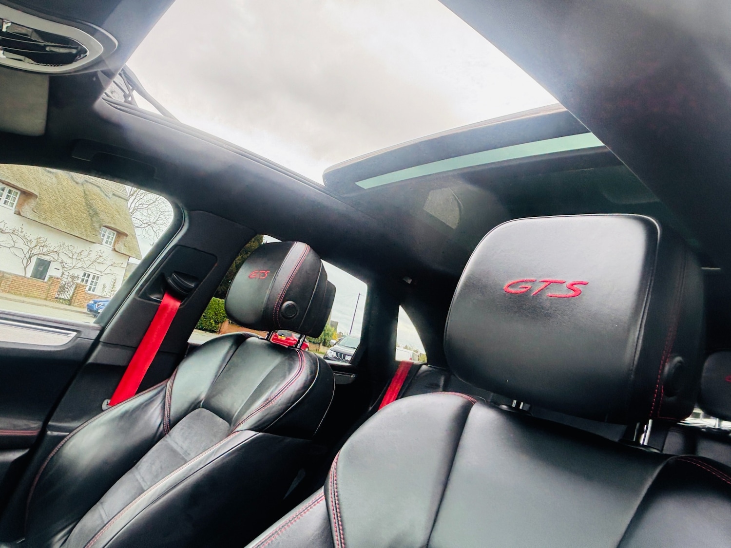 Used Porsche Macan 2016 for sale - 77998477: Photo 22