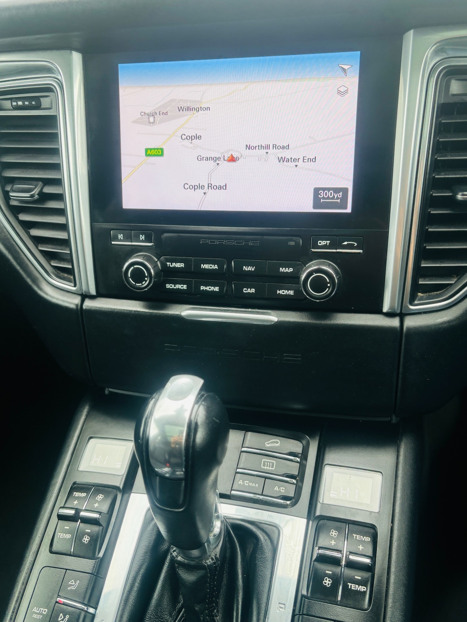 Used Porsche Macan 2016 for sale - 77998477: Photo 25