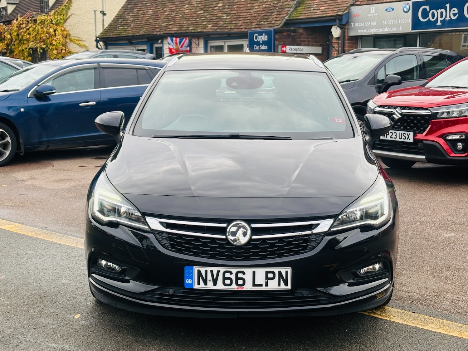 Used Vauxhall Astra 2017 for sale - 76554346: Photo 2