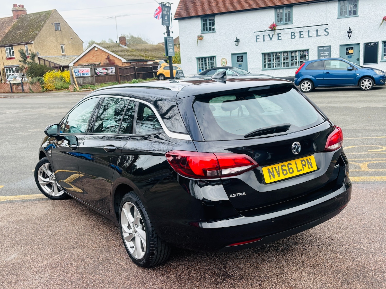 Used Vauxhall Astra 2017 for sale - 76554346: Photo 8