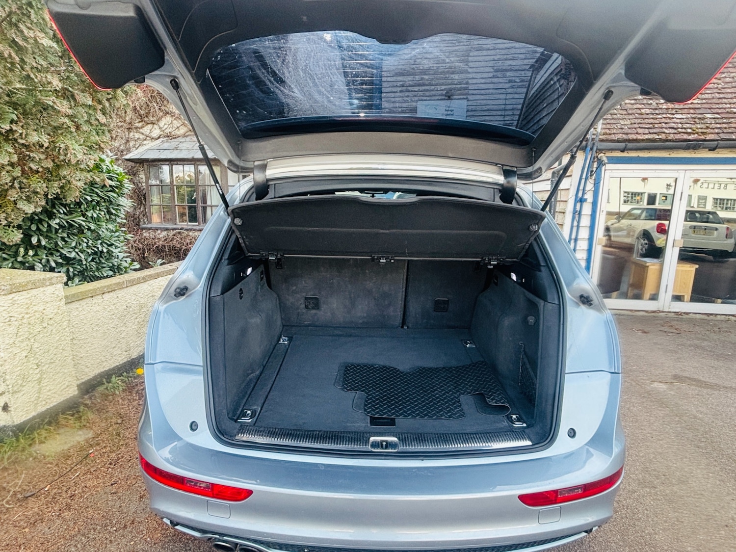 Used Audi Q5 2011 for sale - 78176236: Photo 15