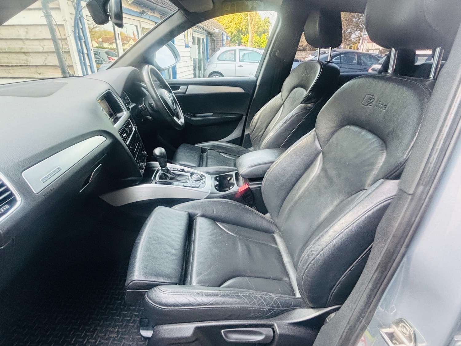 Used Audi Q5 2011 for sale - 78176236: Photo 17