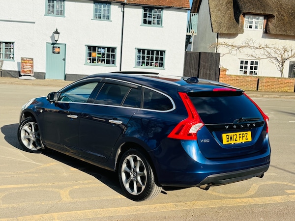 Used Volvo V60 2024 for sale - 74038491: Photo 12