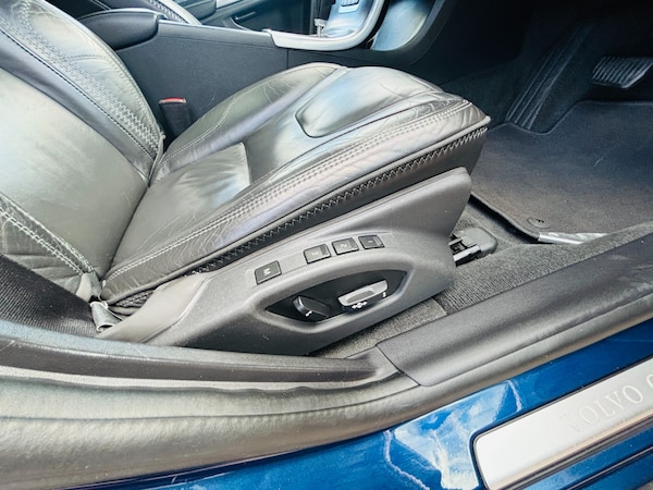 Used Volvo V60 2024 for sale - 74038491: Photo 21