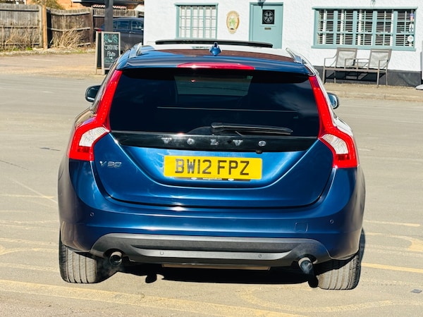 Used Volvo V60 2024 for sale - 74038491: Photo 6