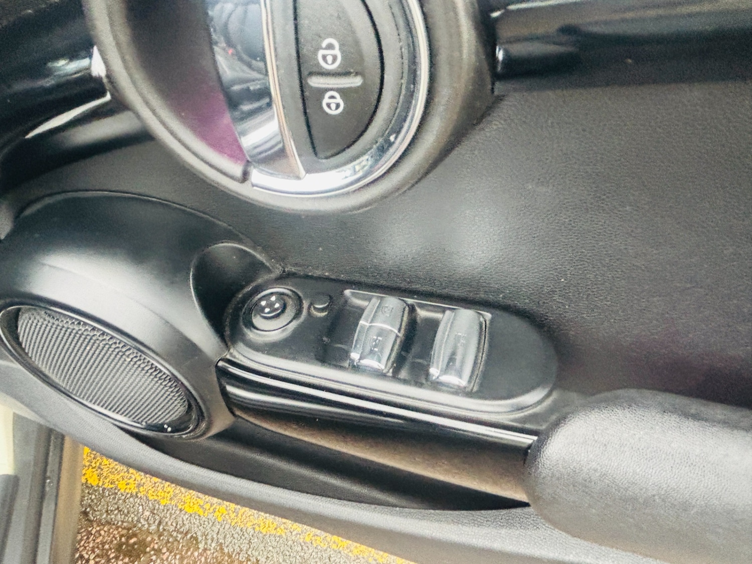 Used MINI Convertible 2018 for sale - 76577507: Photo 16