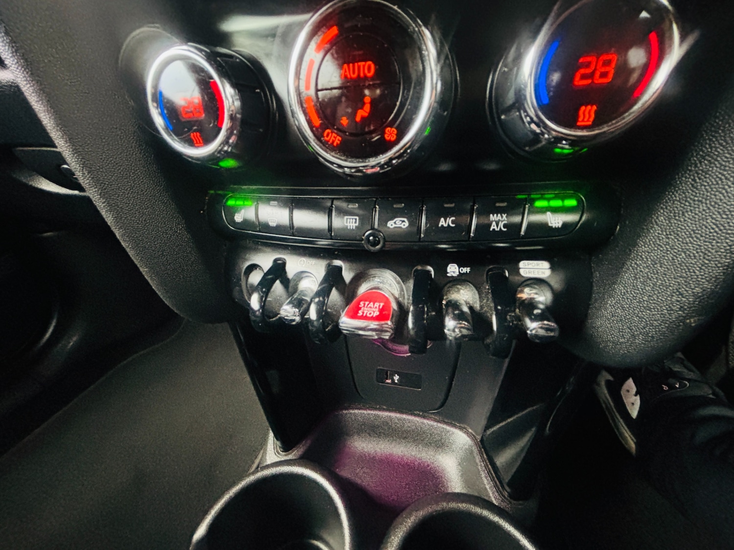 Used MINI Convertible 2018 for sale - 76577507: Photo 21