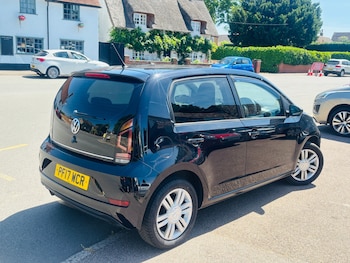 Used Volkswagen up! 2017 for sale - 79088602: Photo