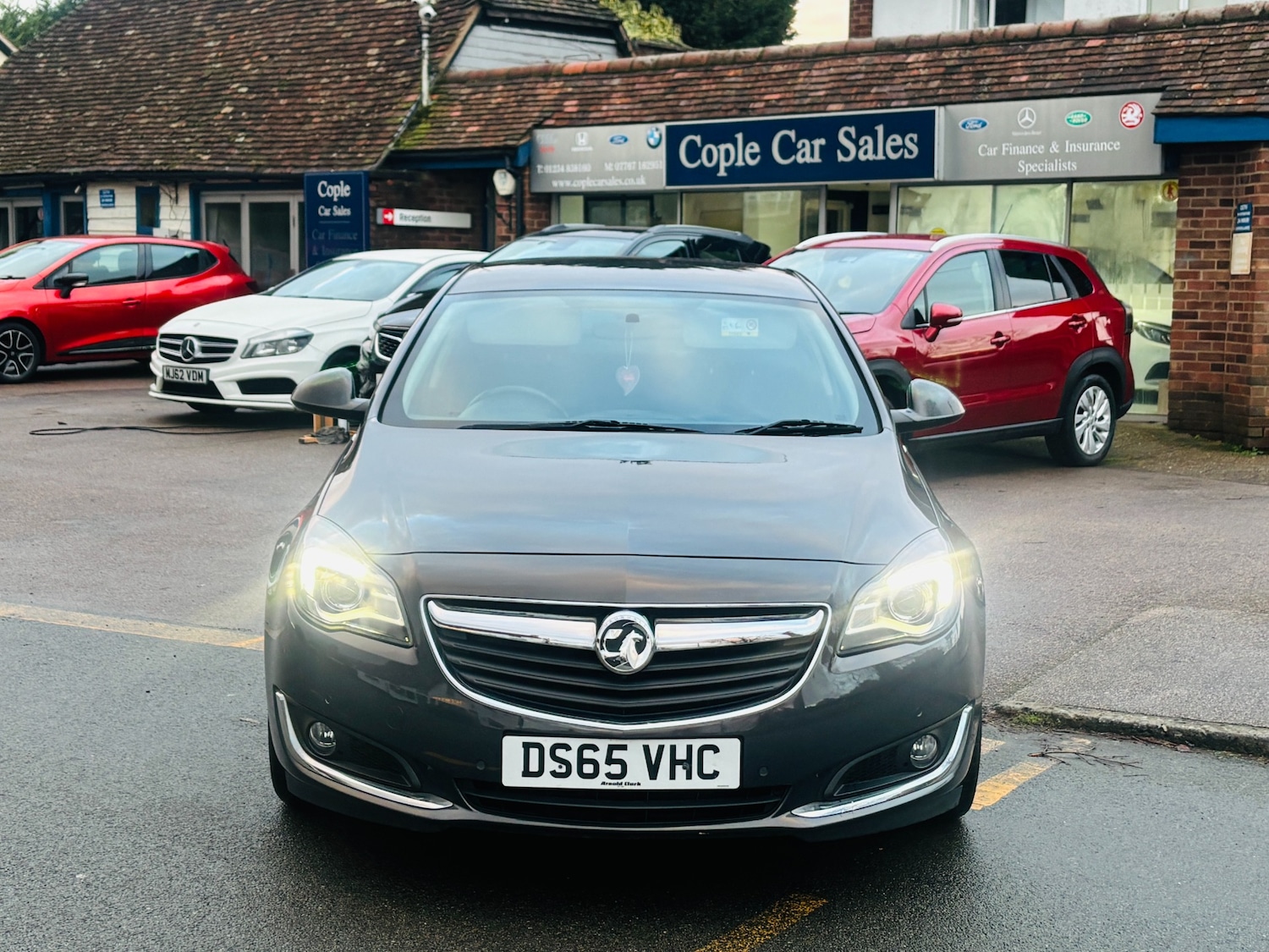 Used Vauxhall Insignia 2015 for sale - 77662296: Photo 2