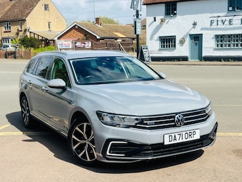 Used Volkswagen Passat 2021 for sale - 78210927: Photo