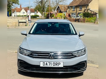 Used Volkswagen Passat 2021 for sale - 78210927: Photo