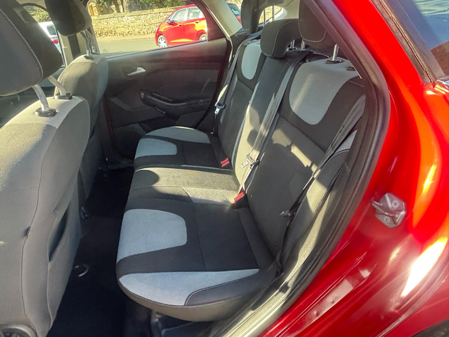 Used Ford Focus 2011 for sale - 77946470: Photo 9