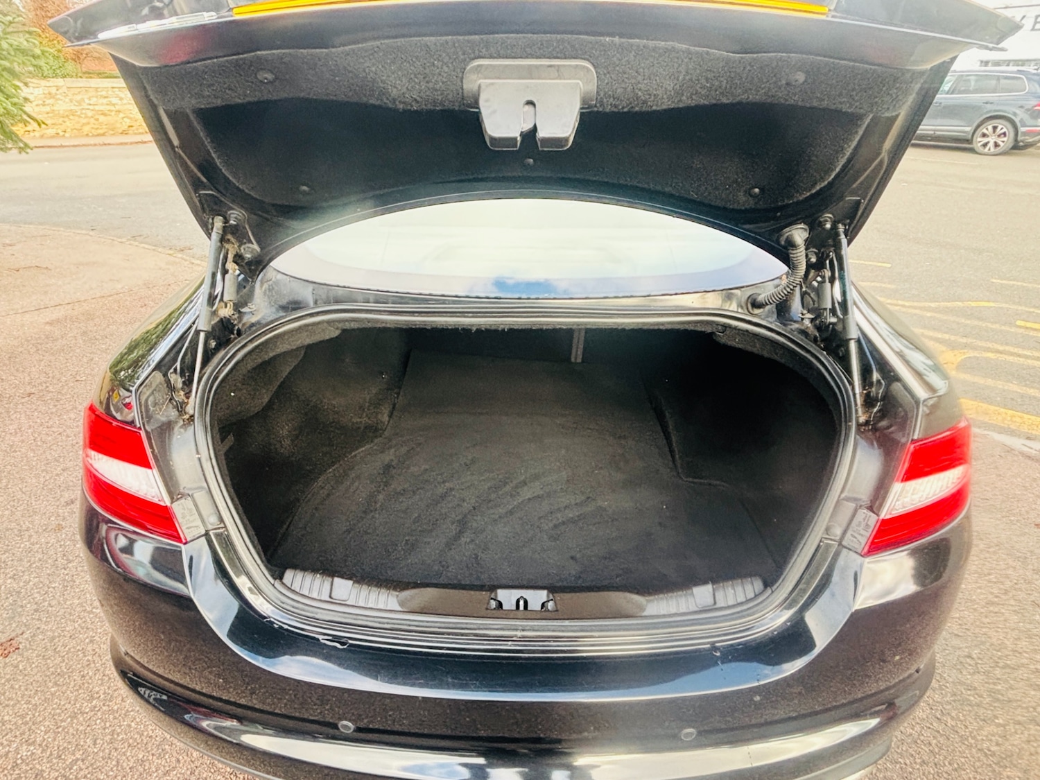 Used Jaguar XF 2012 for sale - 76946828: Photo 15