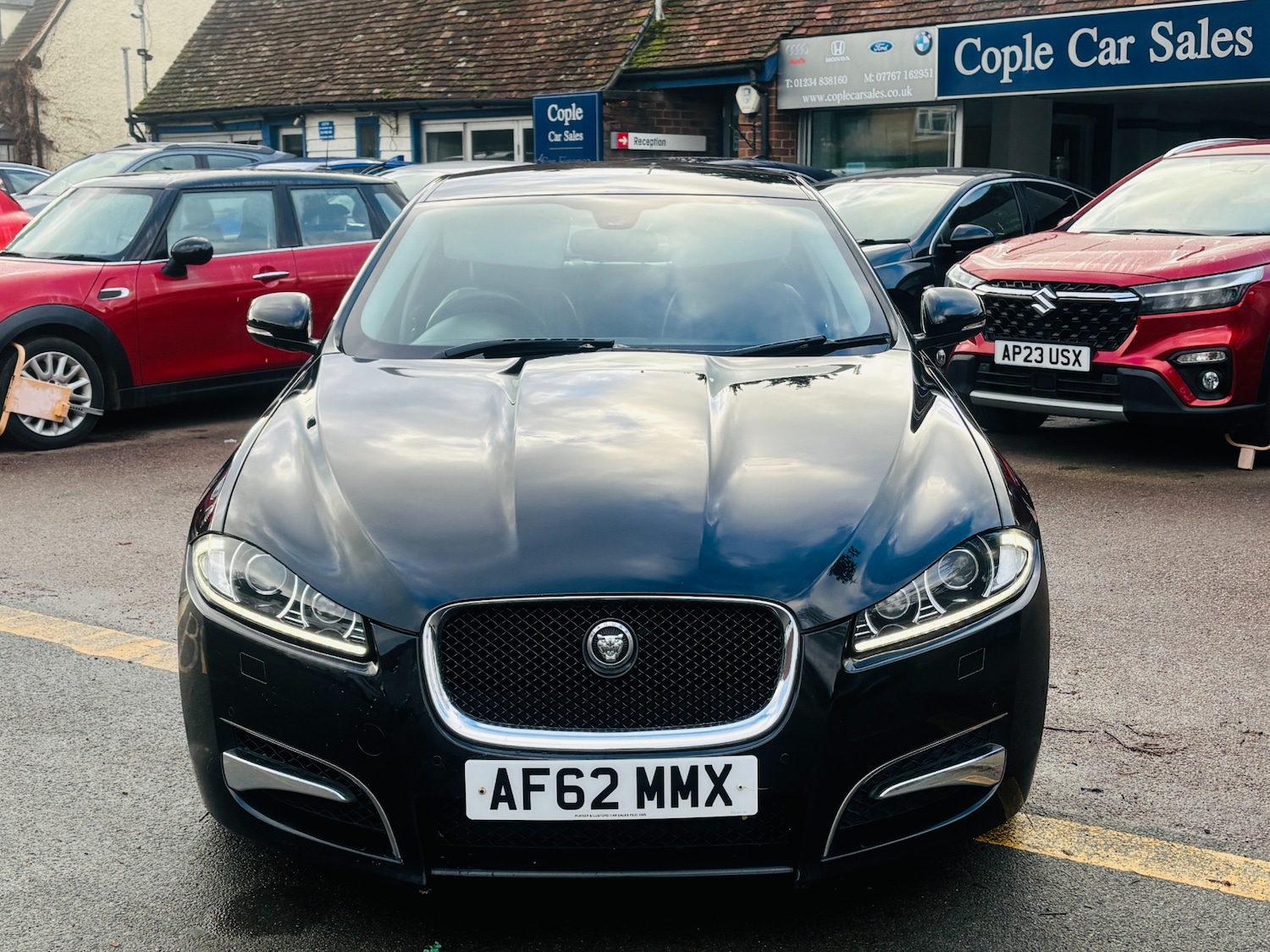 Used Jaguar XF 2012 for sale - 76946828: Photo 2