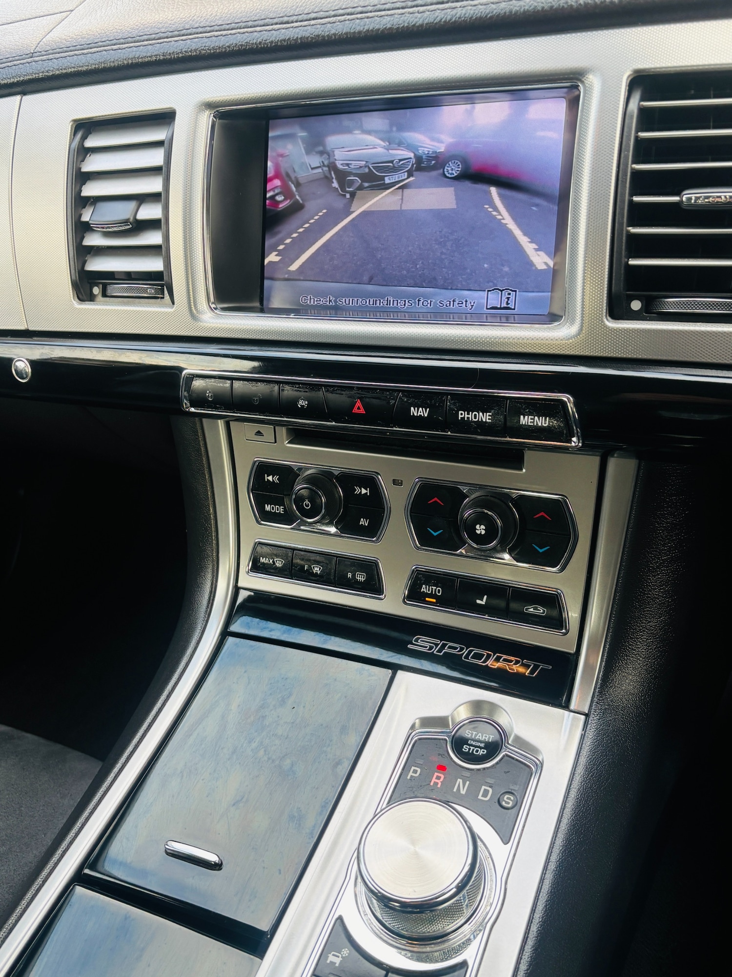 Used Jaguar XF 2012 for sale - 76946828: Photo 21