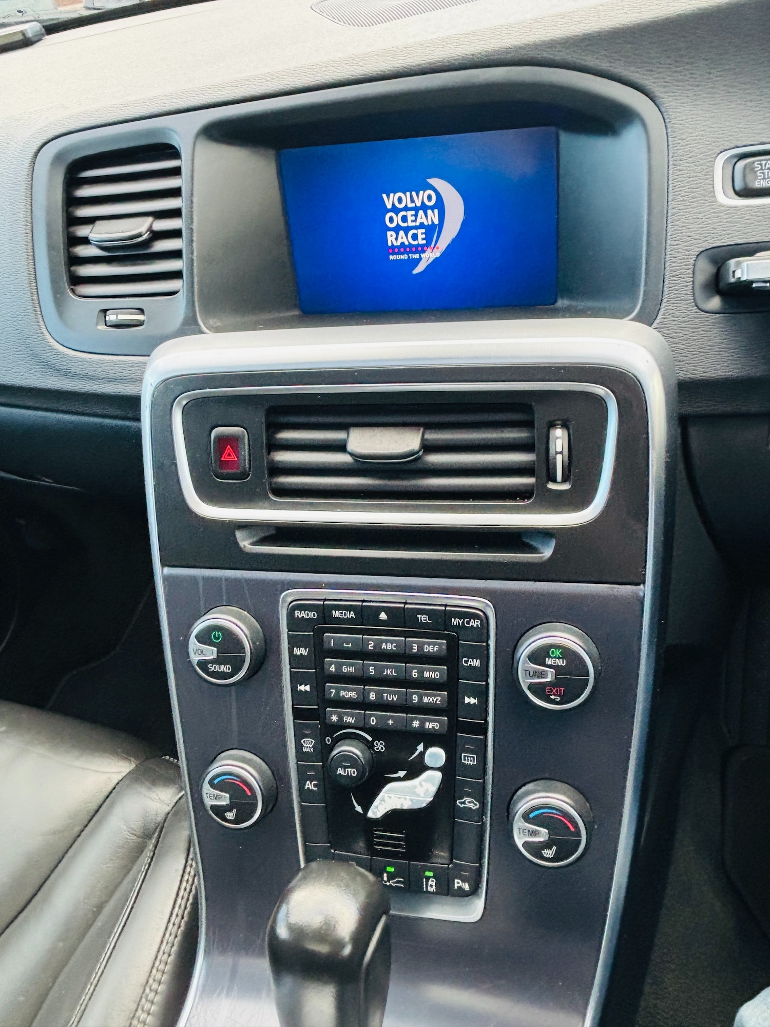 Used Volvo V60 2024 for sale - 77791312: Photo 16