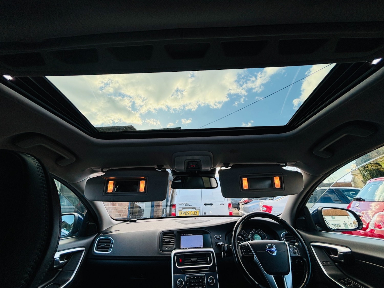 Used Volvo V60 2024 for sale - 77791312: Photo 23