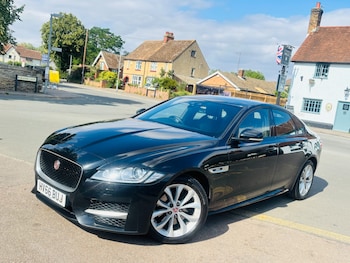 Used Jaguar XF 2016 for sale - 79258236: Photo