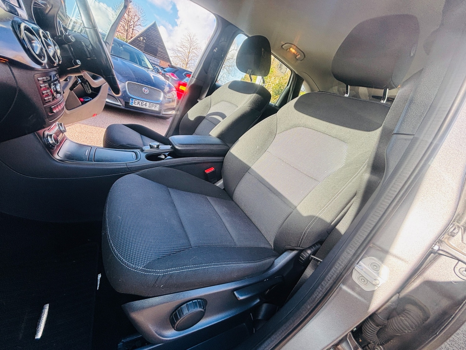 Used Mercedes-Benz B Class 2014 for sale - 76577380: Photo 18