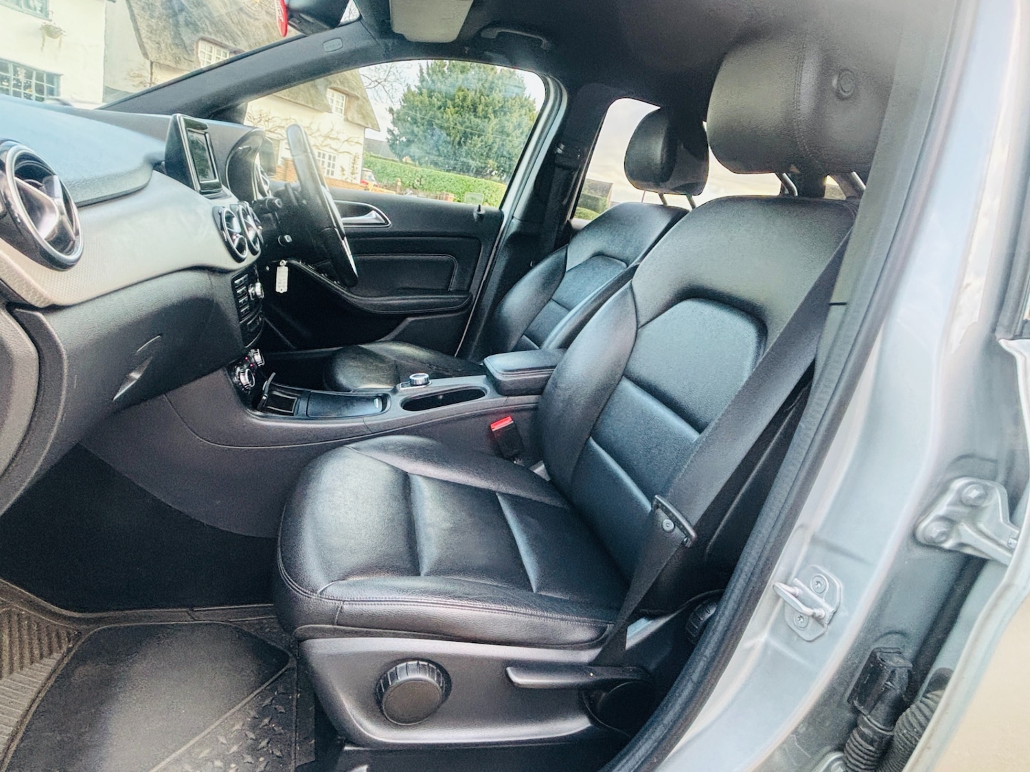 Used Mercedes-Benz B Class 2014 for sale - 77048044: Photo 14