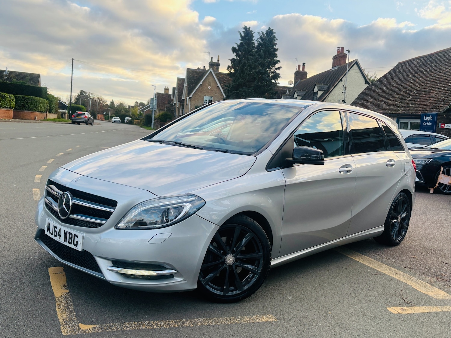 Used Mercedes-Benz B Class 2014 for sale - 77048044: Photo 3