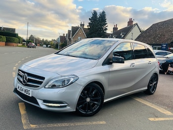 Used Mercedes-Benz B Class 2014 for sale - 77048044: Photo