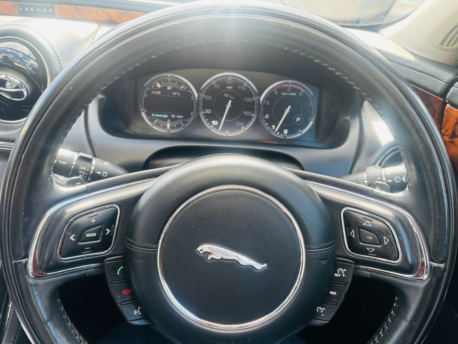 Used Jaguar XJ 2012 for sale - 78132213: Photo 22