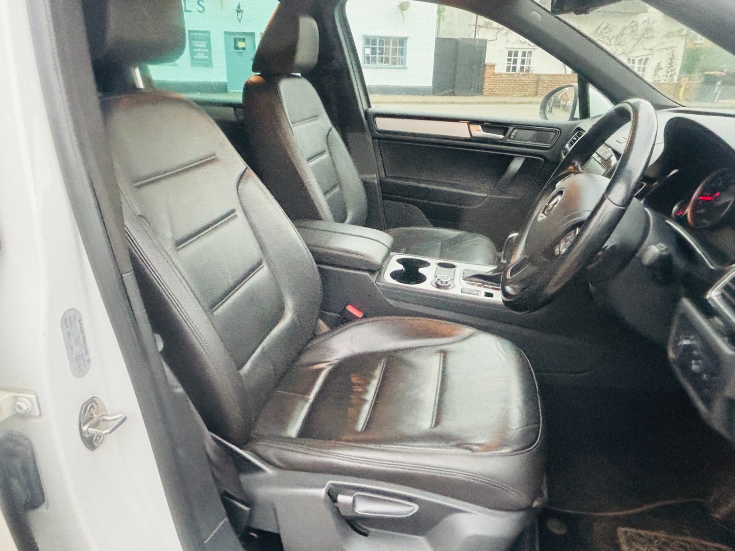 Used Volkswagen Touareg 2013 for sale - 78190577: Photo 17