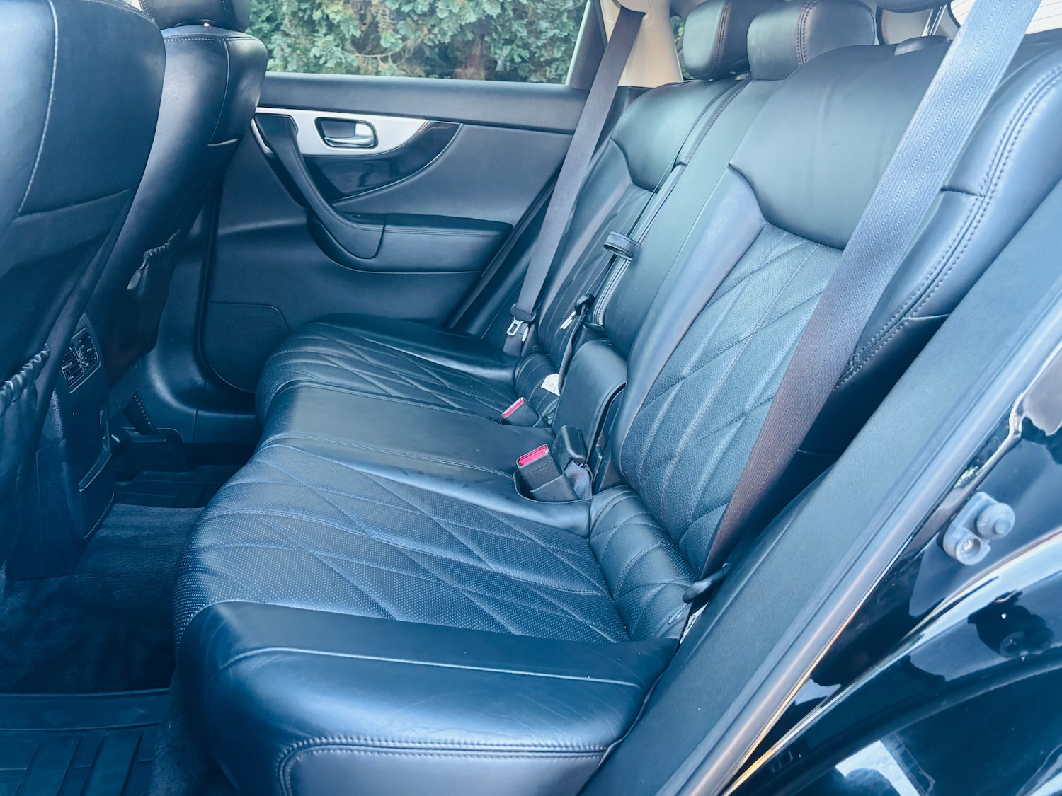 Used Infiniti QX70 2014 for sale - 76379281: Photo 12