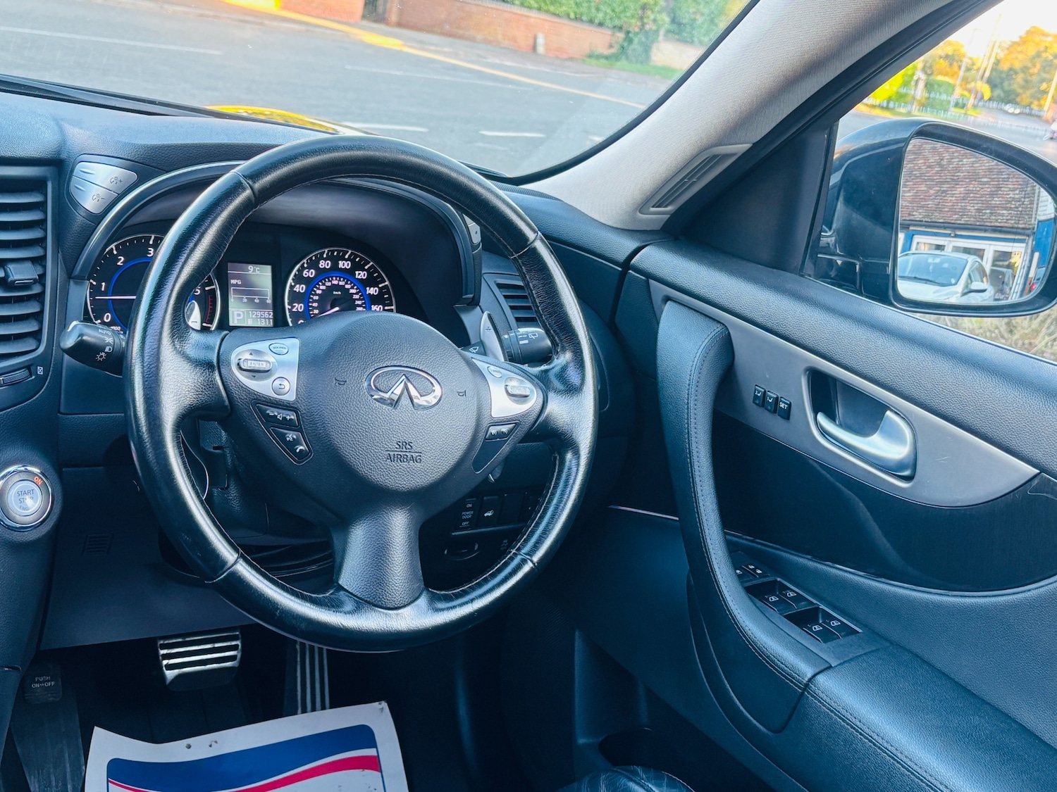 Used Infiniti QX70 2014 for sale - 76379281: Photo 16