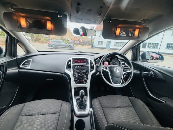 Used Vauxhall Astra 2015 for sale - 76243868: Photo 9