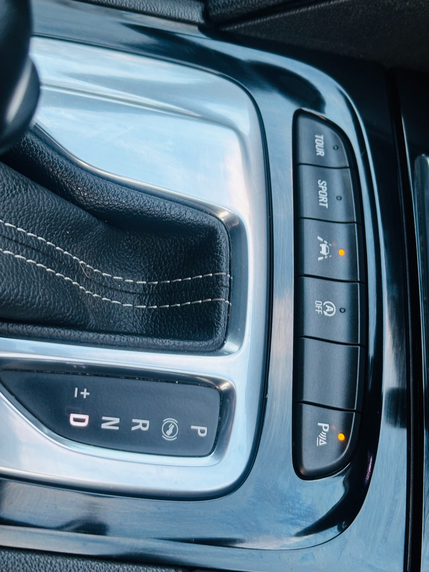 Used Vauxhall Insignia 2018 for sale - 77047885: Photo 32