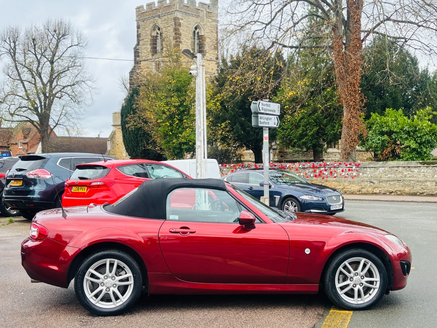 Used Mazda MX-5 2010 for sale - 76858925: Photo 5