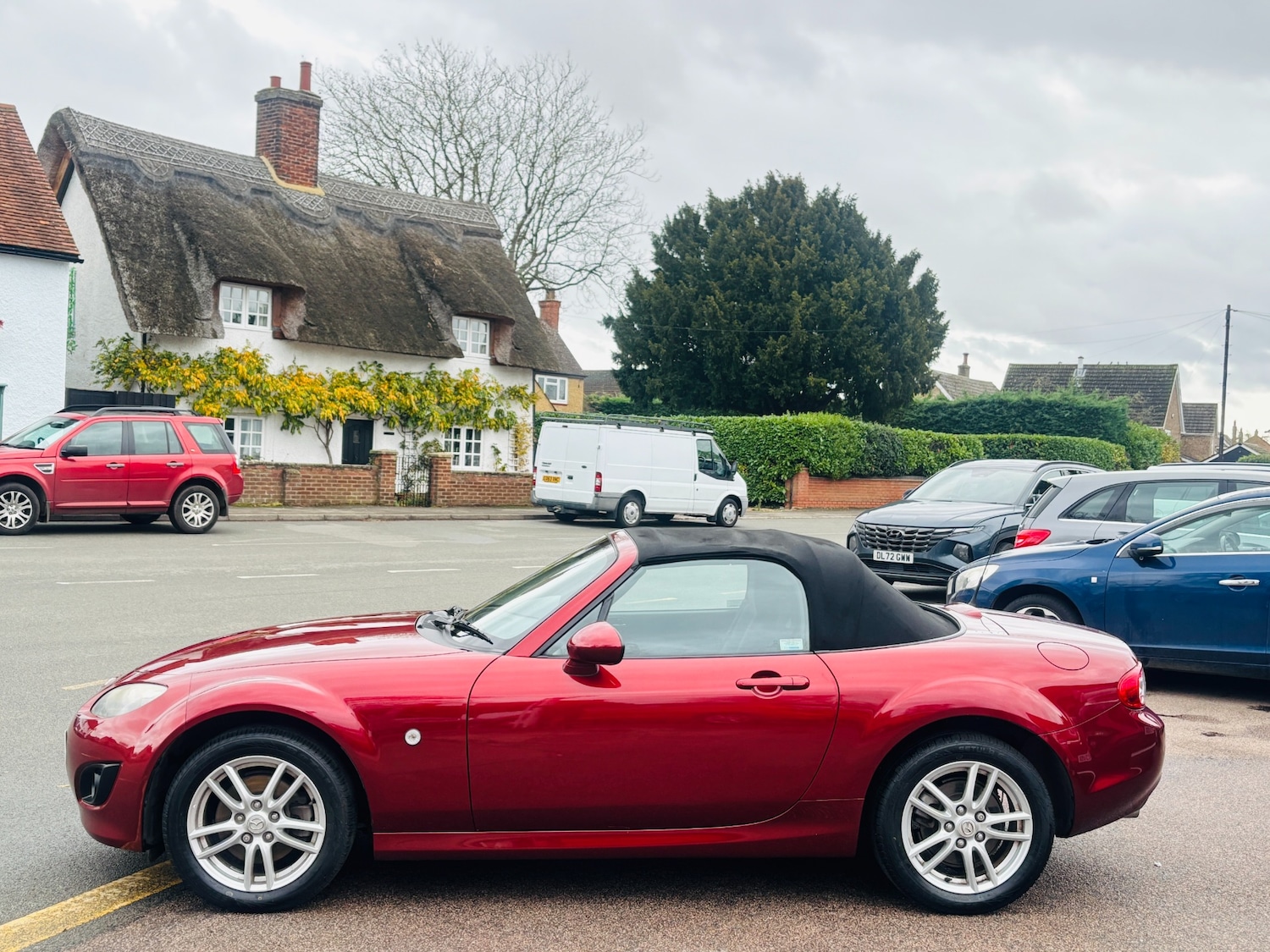 Used Mazda MX-5 2010 for sale - 76858925: Photo 7