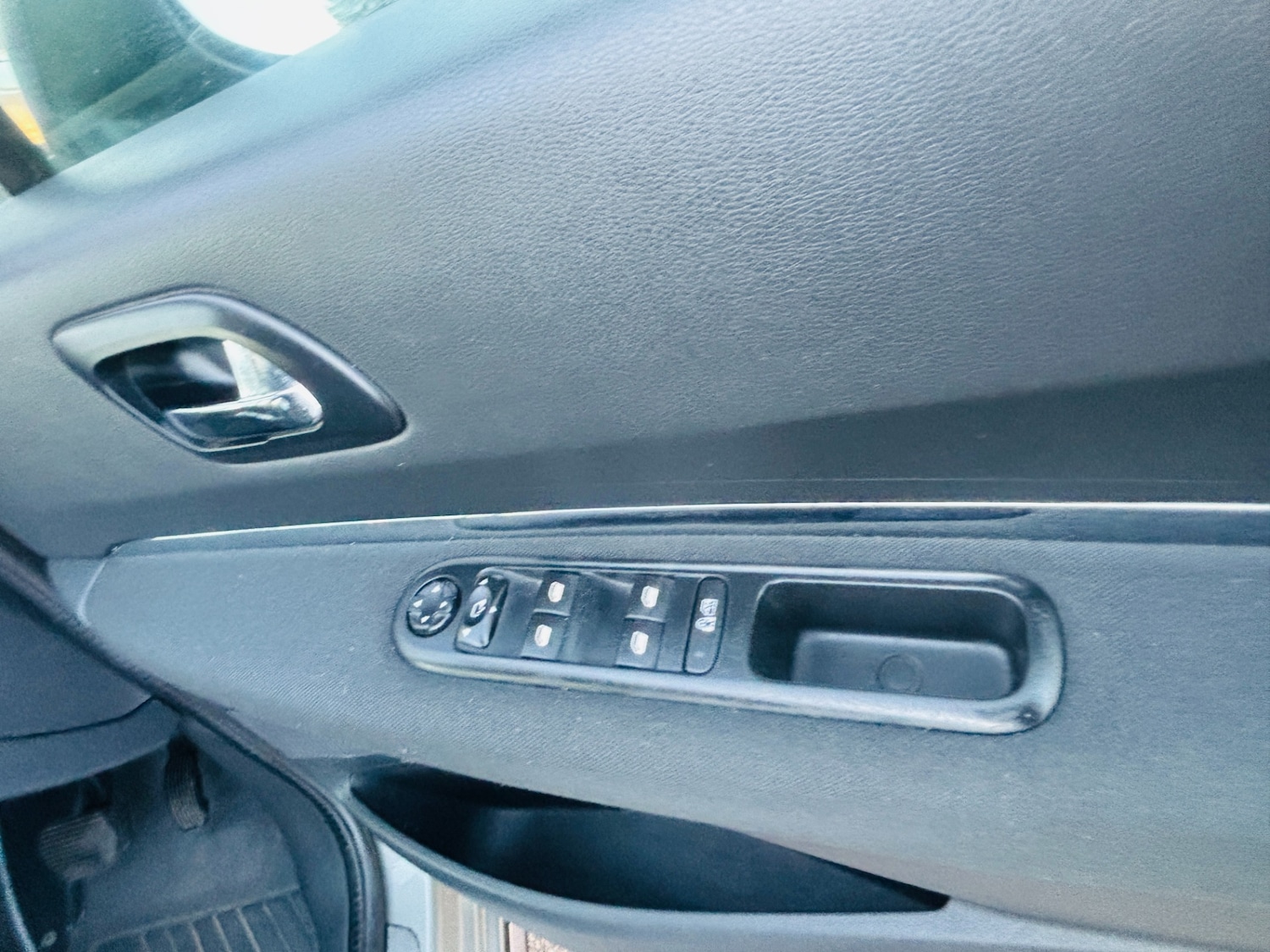 Used Peugeot 3008 2014 for sale - 77947021: Photo 17