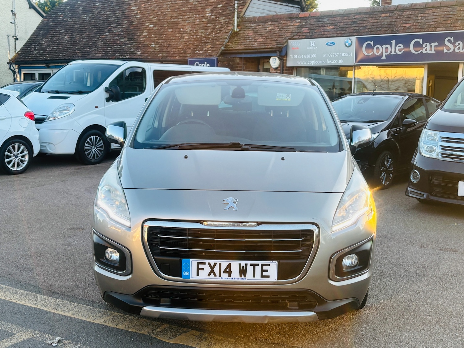 Used Peugeot 3008 2014 for sale - 77947021: Photo 2