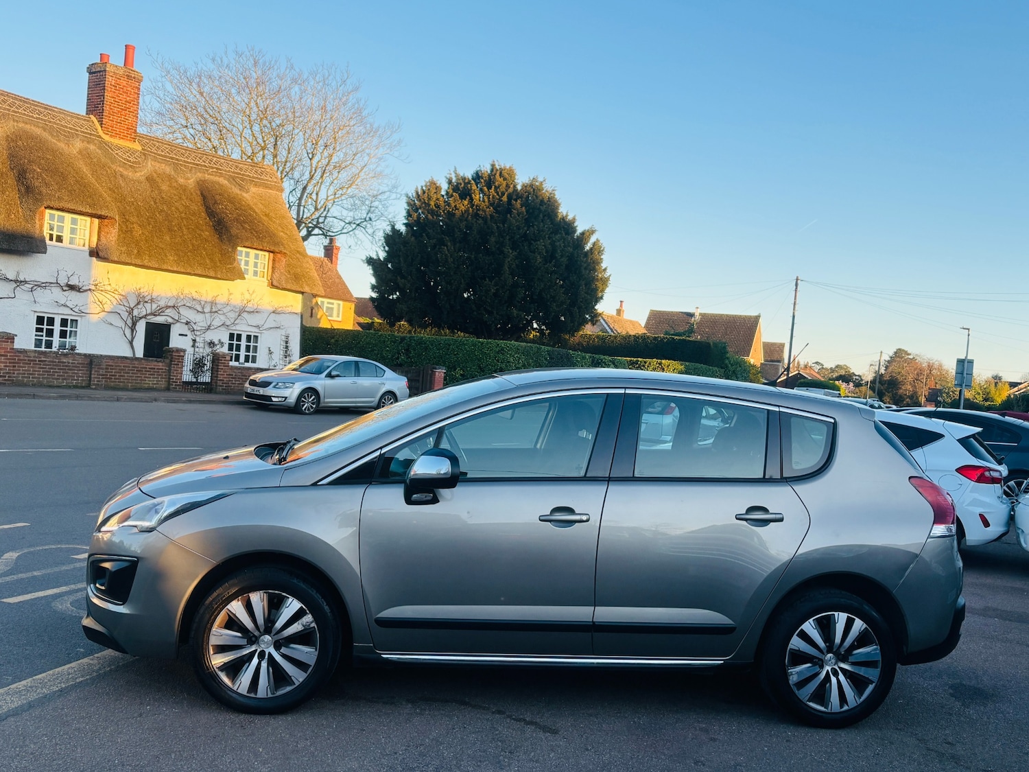 Used Peugeot 3008 2014 for sale - 77947021: Photo 5